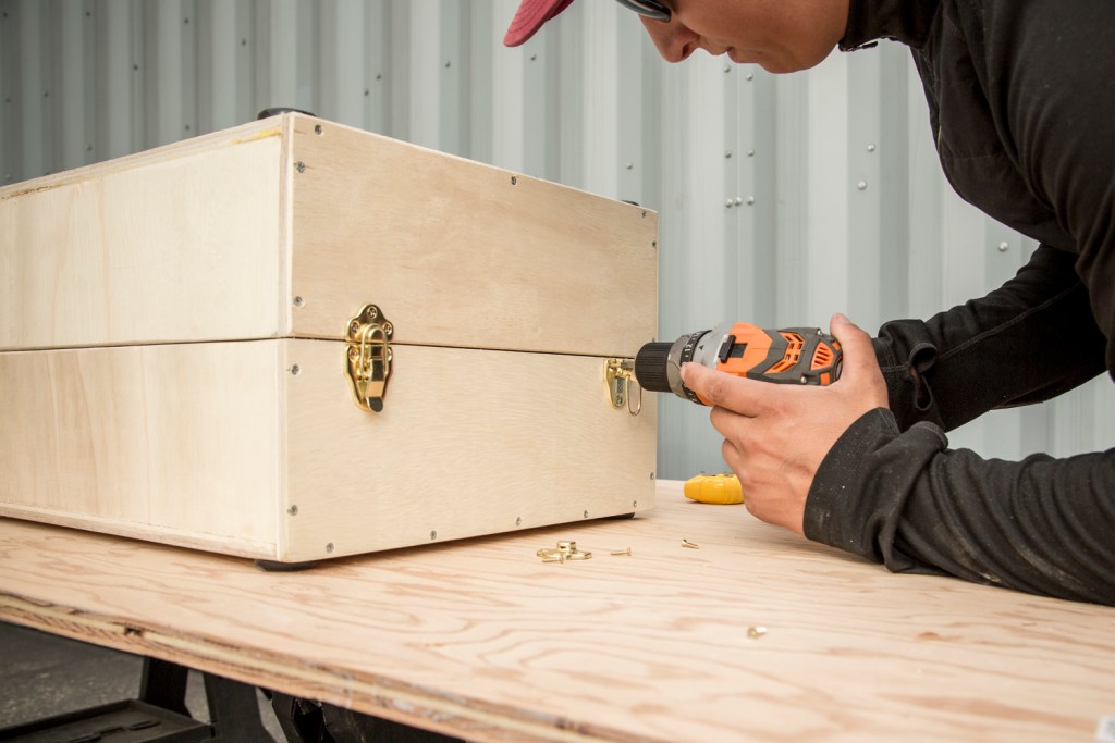 diy ski waxing box