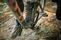 detail of a clipless pedal on a mountain bike