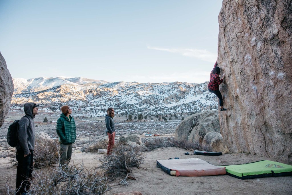 Shelma sending a boulder problem.