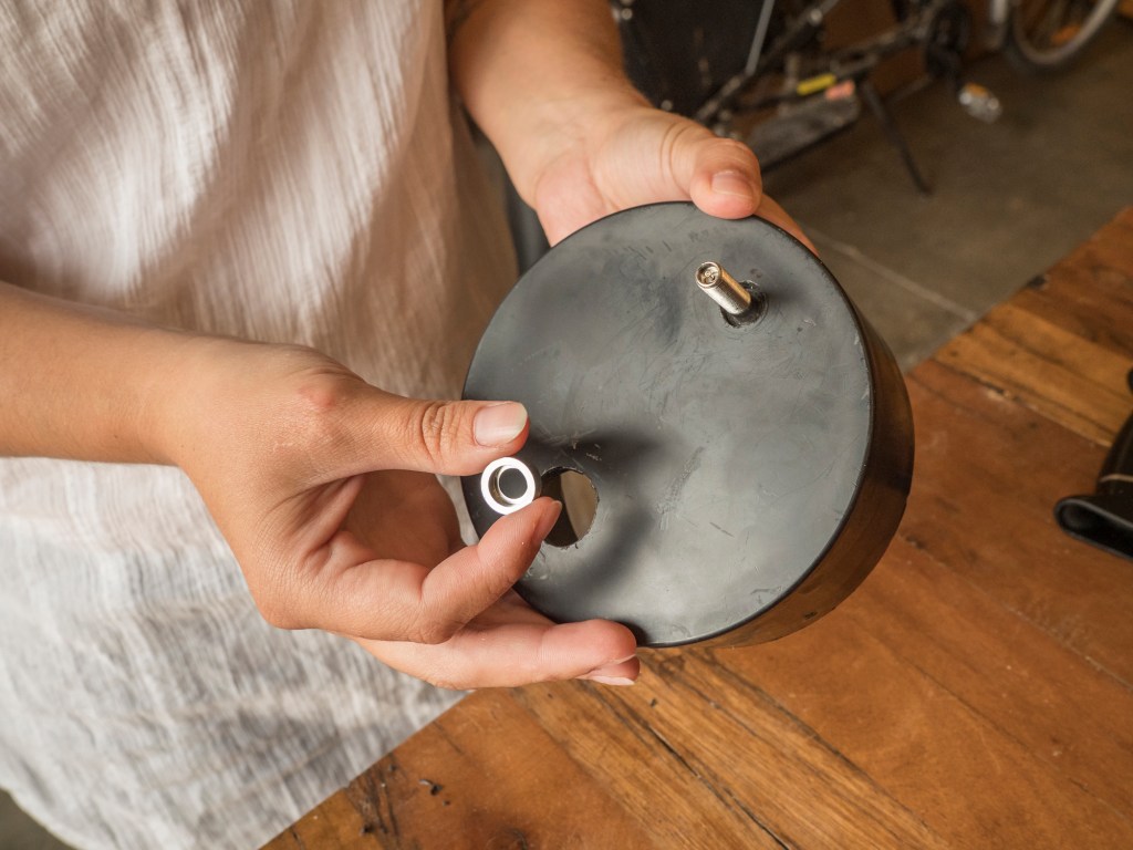Install the Schrader valve