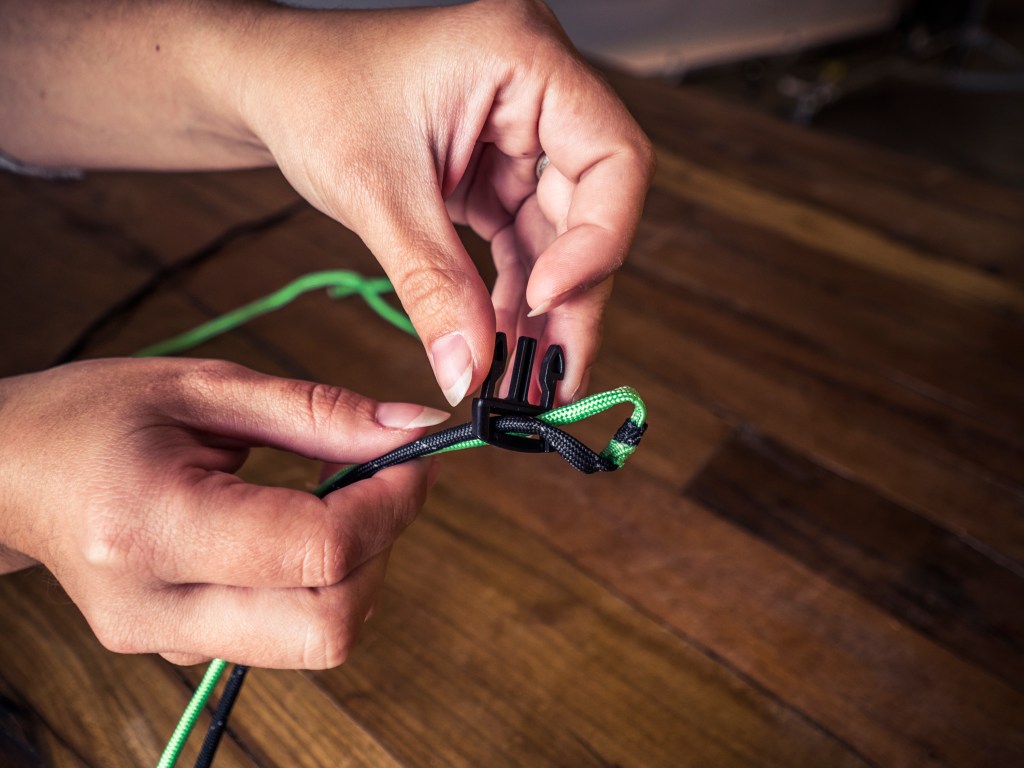 Attaching a Buckle to the Paracord