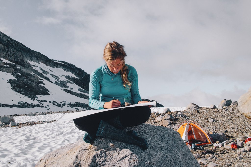 Nikki painting on Glacier Peak