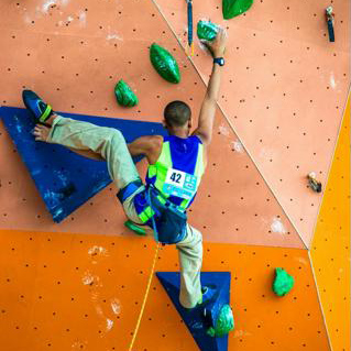 Kai Lightner climbing at 2014 Youth World Championships