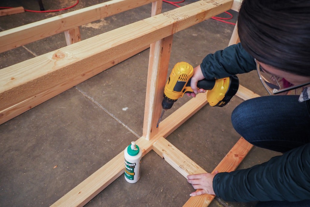 Assembling the frames