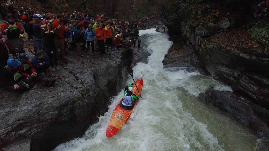 A boater drops into the Green River Narrows.