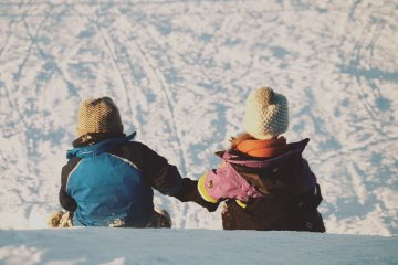 The Best Snow Games to Play with Kids
