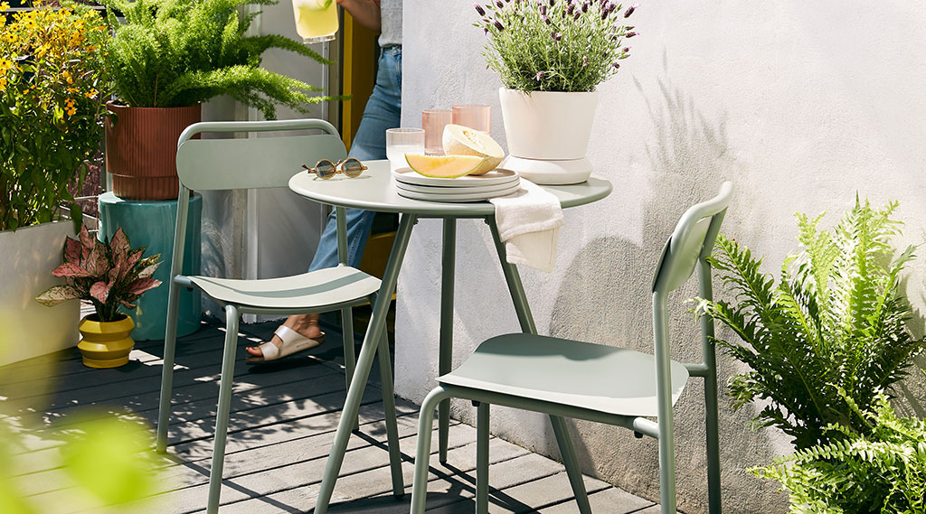 A two-seater bistro table